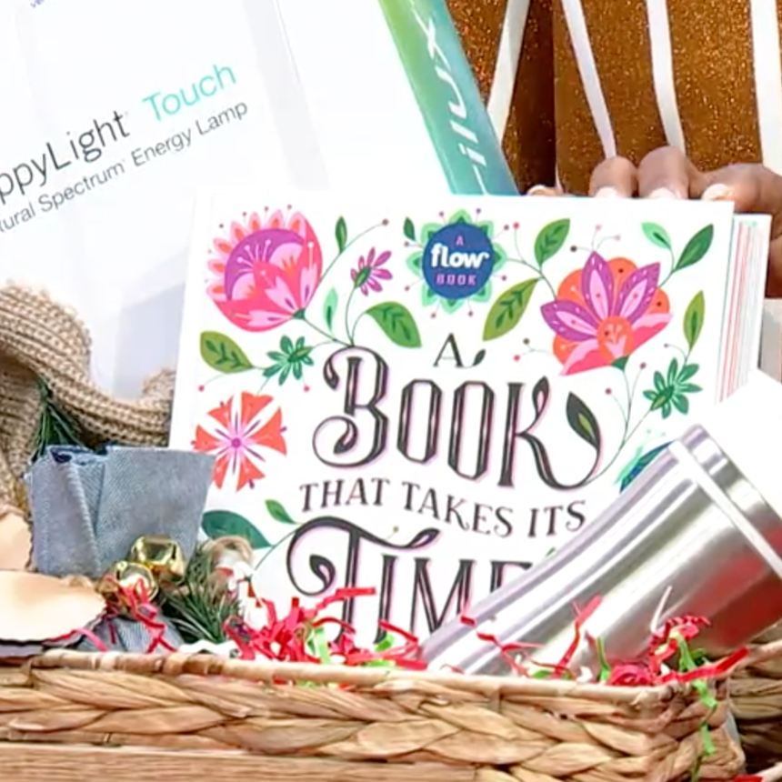 How To Make An Easy Holiday Gift Basket For Anyone On Your List
